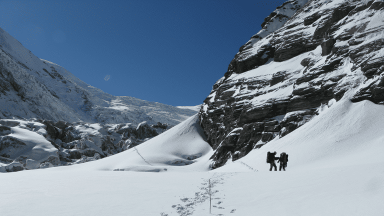 صعود به قله دائولاگیری(بیس کمپ سرویس)